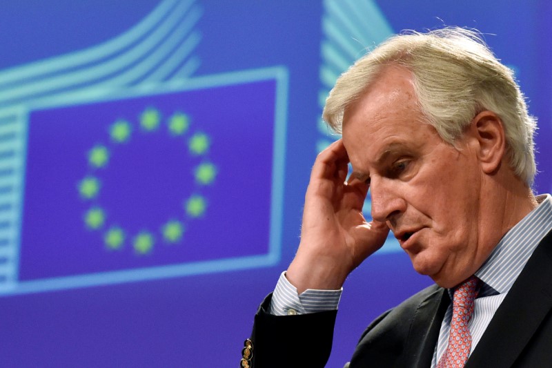 © Reuters. EU Chief Negotiator for Brexit Barnier speaks during a news conference in Brussels