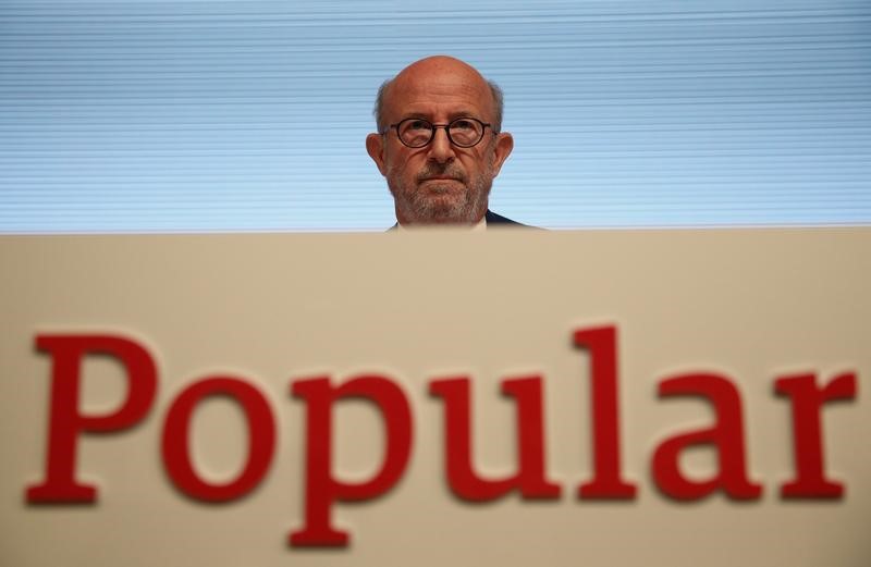 © Reuters. Popular pierde 137 millones de euros a marzo por unas elevadas provisiones