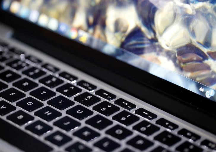 © Reuters. A computer keyboard is seen in this picture illustration taken in Bordeaux, Southwestern France