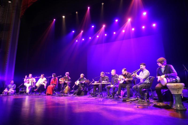 © Reuters. Ensayo de "Refugiados por refugiados" en teatro Cortrique, Bélgica