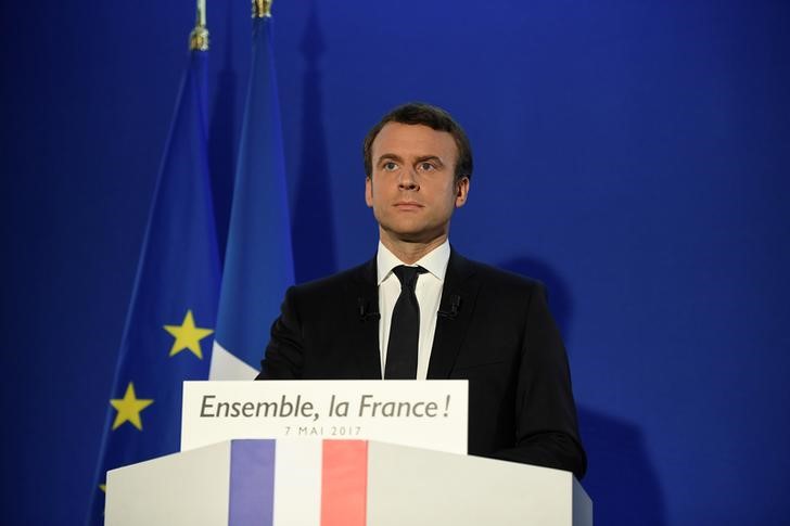 © Reuters. ماكرون يقول إن فرنسا ستكون في طليعة الحرب على الإرهاب
