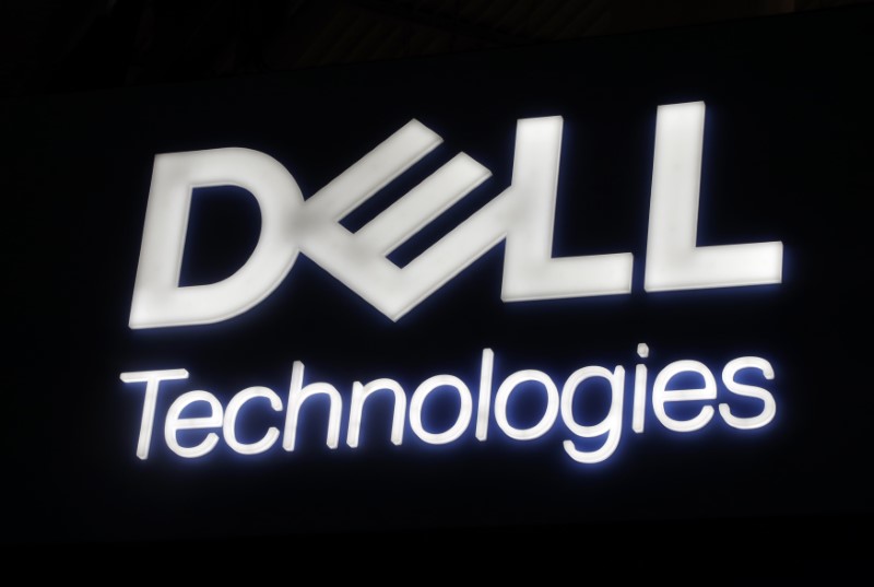 © Reuters. Dell's logo is seen during Mobile World Congress in Barcelona