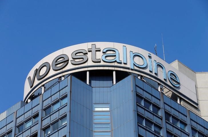 © Reuters. The logo of Austrian specialty steel maker Voestalpine is seen on top of its headquarters in Linz