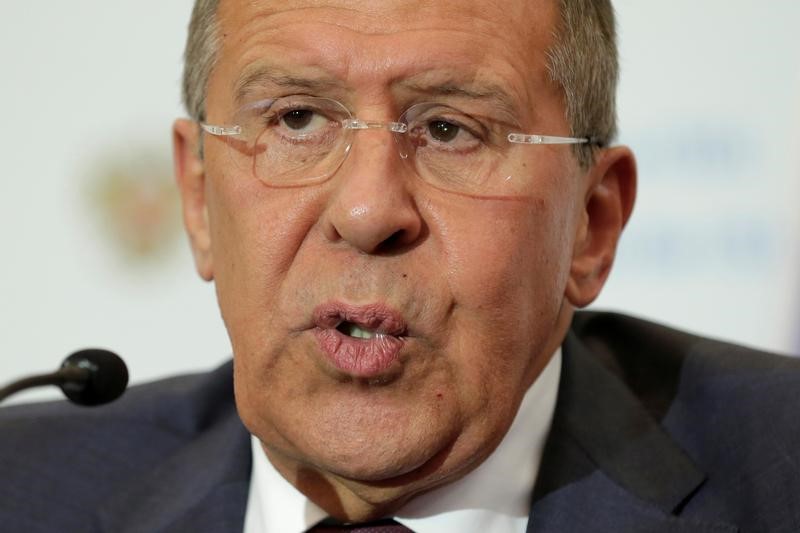 © Reuters. وزير خارجية روسيا يصف مسؤولي إدارة ترامب بأنهم رجال أفعال