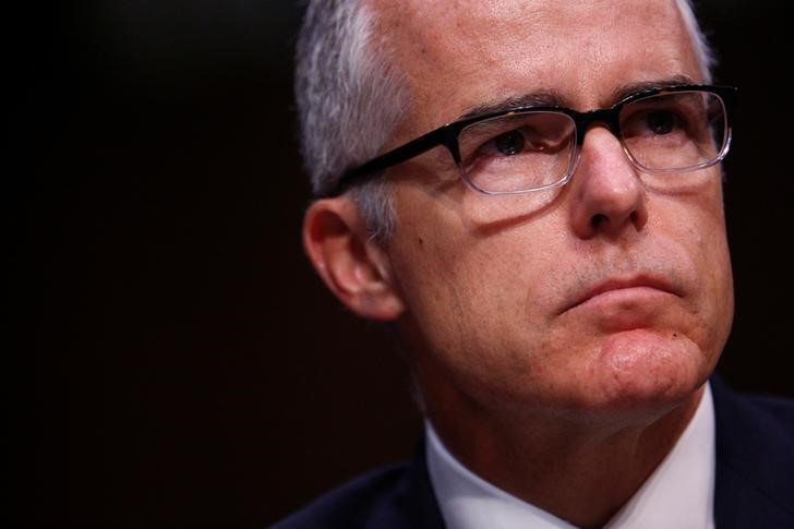 © Reuters. Diretor interino do FBI Andrew McCabe em depoimento em Washington