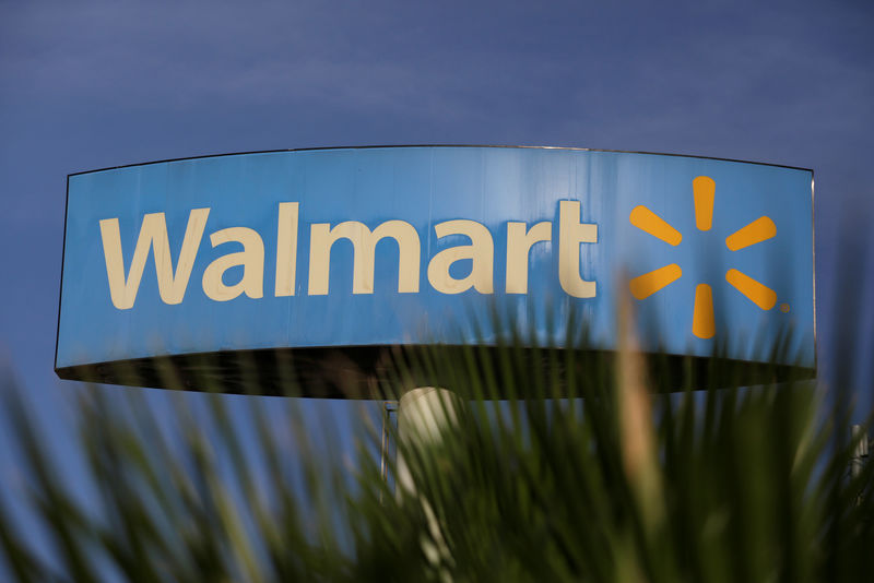 © Reuters. UNE JUGE ORDONNE AU DG DE WAL-MART DE TÉMOIGNER SUR LE MEXIQUE