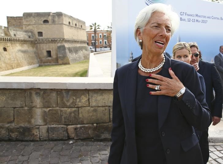 © Reuters. International Monetary Fund Managing Director Lagarde arrives for the G7 Financial ministers meeting in the southern Italian city of Bari