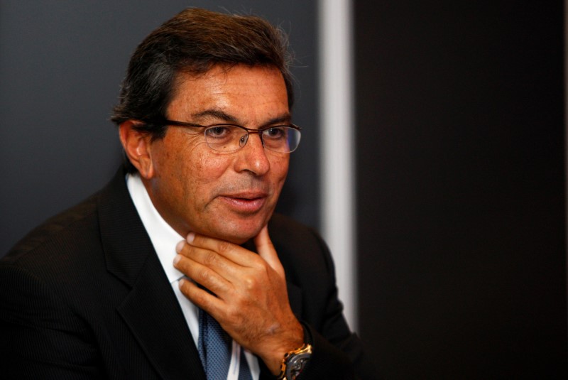 © Reuters. Chief Executive of Petrofac, Ayman Asfari, gestures as he speaks at the Offshore Europe Conference in Aberdeen, Scotland