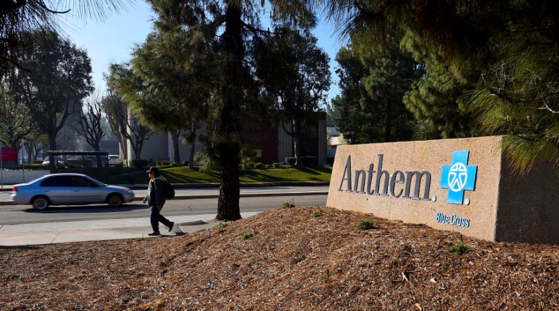 © Reuters. FILE PHOTO: A sign at the office building of health insurer Anthem is seen in Los Angeles