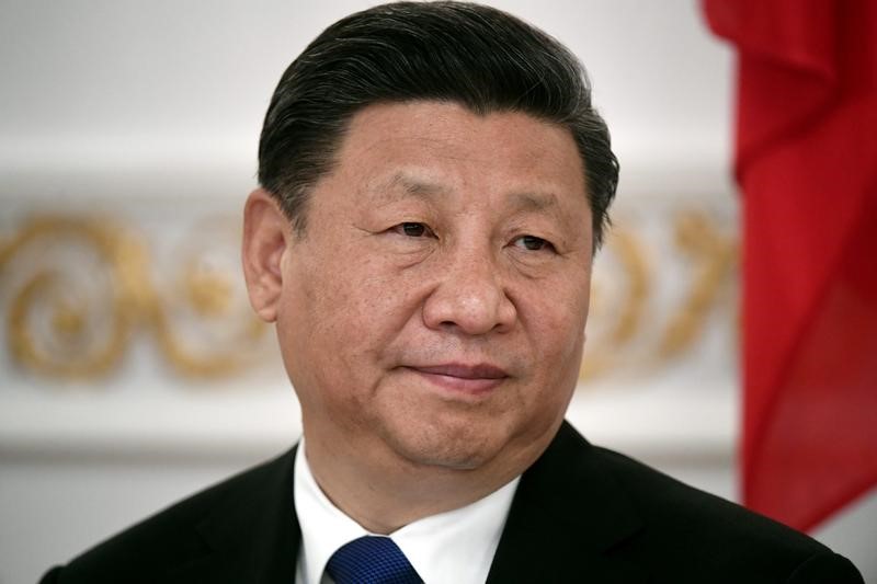 © Reuters. الرئيس الصيني يعرض على اليونان المثقلة بالديون دعما قويا