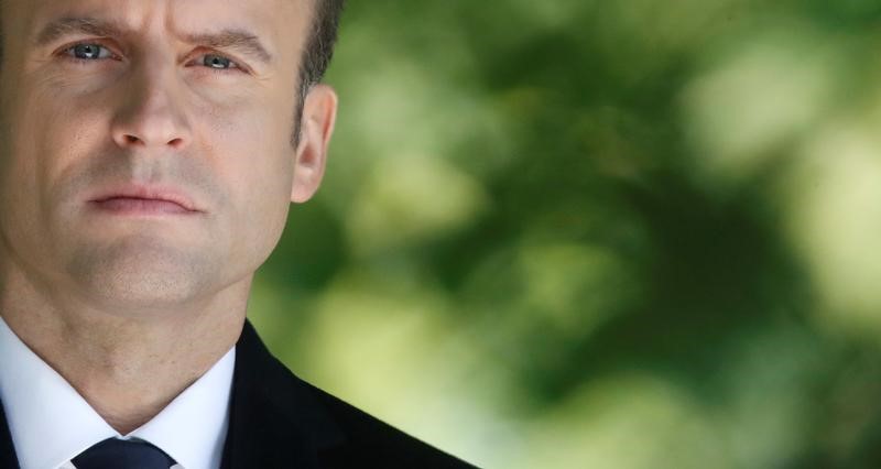 © Reuters. مصدر: تعيين رئيس وزراء لفرنسا الاثنين والحكومة الجديدة يوم الثلاثاء