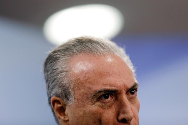 © Reuters. Presidente Michel Temer fala no Palácio do Planalto em Brasília