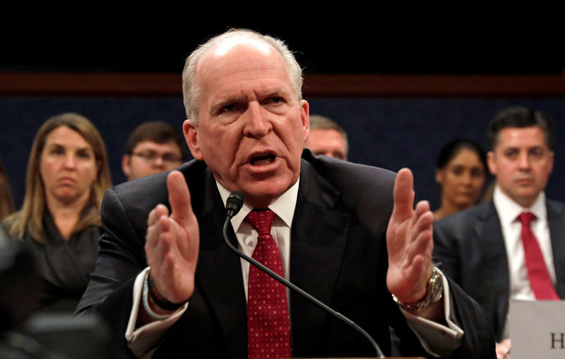 © Reuters. Former CIA Director John Brennan tesifies on Capitol Hill in Washington