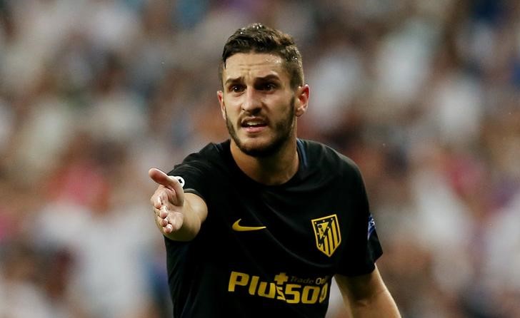 © Reuters. Atletico Madrid's Koke gestures