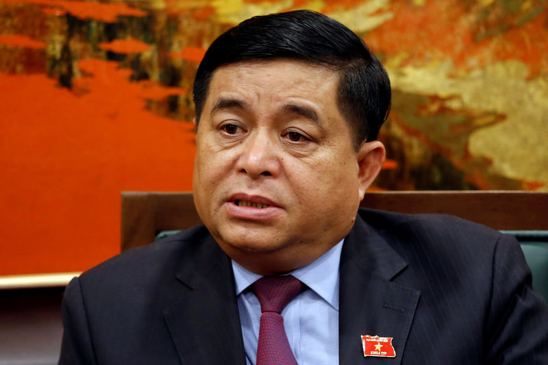 © Reuters. Vietnam's Planning and Investment Minister Nguyen Chi Dung speaks during an interview with Reuters in Hanoi