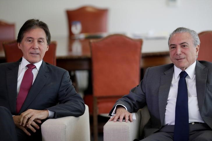 © Reuters. Temer e Eunício Oliveira em reunião no Palácio do Planalto