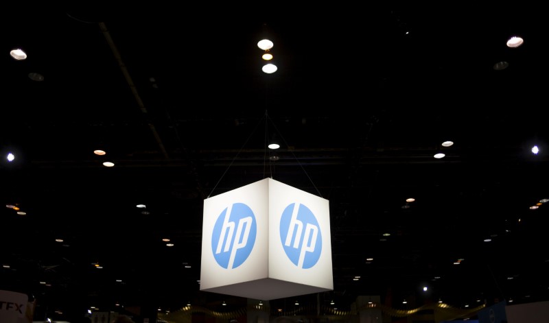 © Reuters. The Hewlett-Packard (HP) logo is seen as part of a display at the Microsoft Ignite technology conference in Chicago