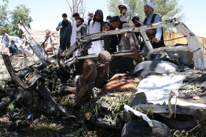 © Reuters. Decenas de muertos en incidentes violentos durante comienzo del Ramadán afgano