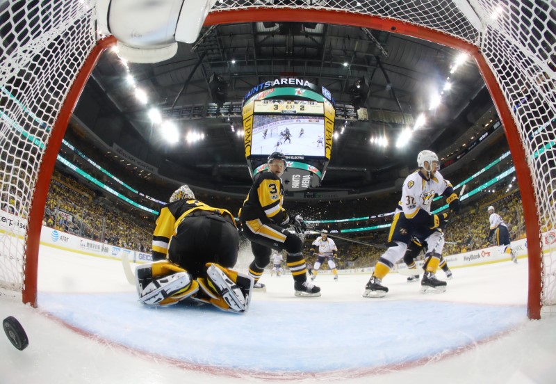 © Reuters. NHL: Stanley Cup Final-Nashville Predators at Pittsburgh Penguins