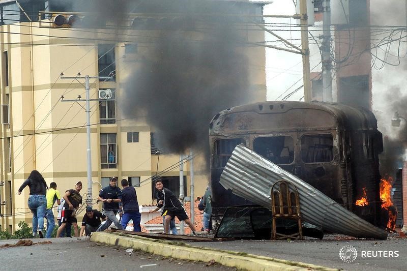 © Reuters. Heridos al menos dos líderes opositores venezolanos en protestas