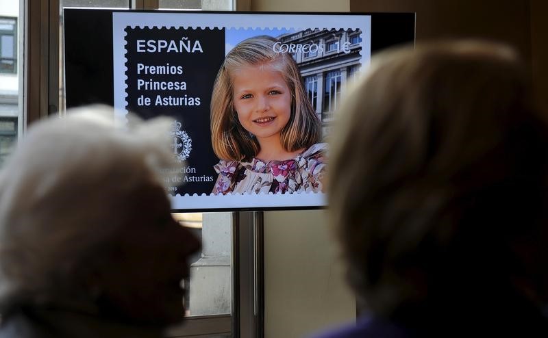 © Reuters. La teóloga Karen Amstrong, premio Princesa de Asturias Ciencias Sociales