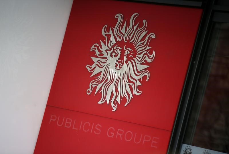© Reuters. The logo of Publicis Groupe is seen at the company's headquarters in Paris