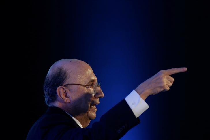 © Reuters. Ministro da Fazenda, Henrique Meirelles, durante seminário em Brasília