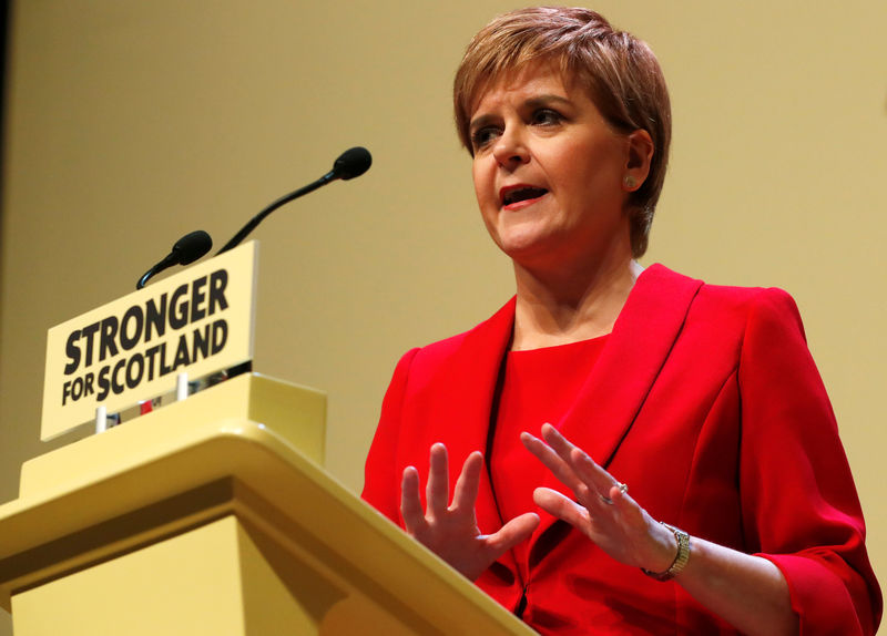 © Reuters. Nicola Sturgeon, Scotland's first Minister and leader of the Scottish National Party, delivers her party's election manifesto in Perth, Scotland