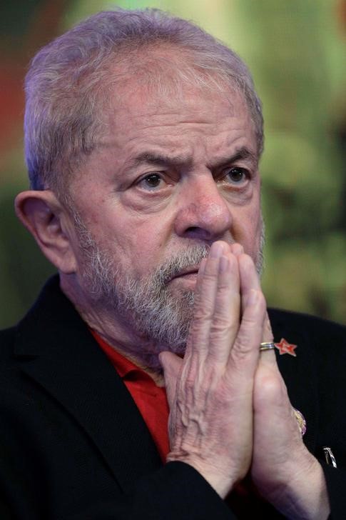 © Reuters. Ex-presidente Luiz Inácio Lula da Silva, durante abertura do 6º Congresso do Partido dos Trabalhadores (PT) em Brasília