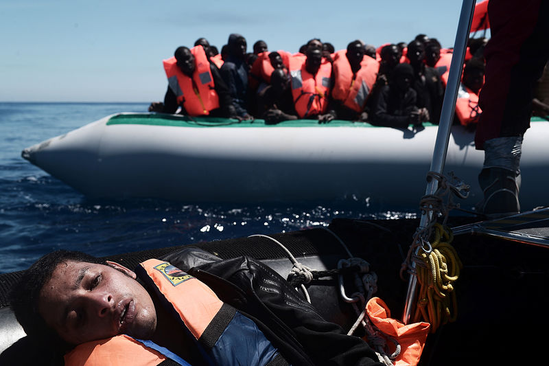 © Reuters. Los traficantes ganan 35.000 millones de dólares al año por la crisis migratoria