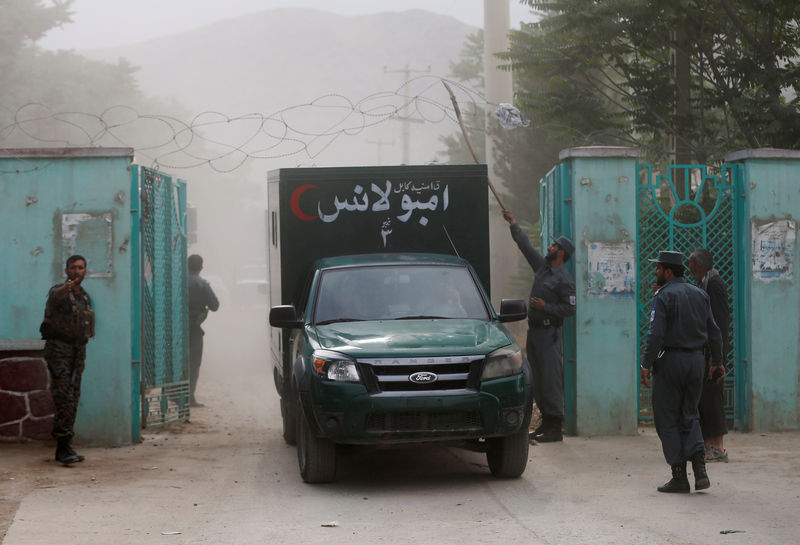 © Reuters. Al menos 12 muertos tras explosiones cerca de un funeral en Kabul