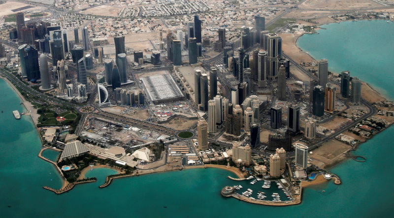 © Reuters. FILE PHOTO - An aerial view of Doha's diplomatic area