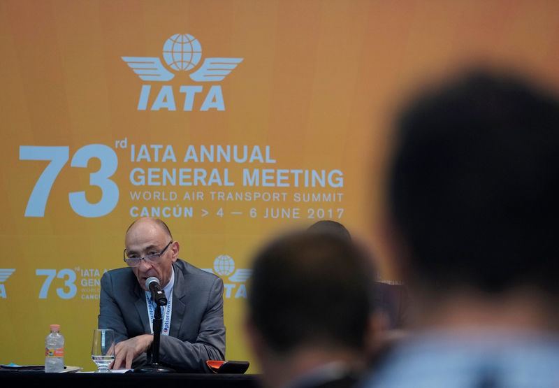 © Reuters. Janaillac, Chairman and Chief Executive Officer of Air France-KLM and Chairman of Air France, addresses the audience during an IATA meeting in Cancun