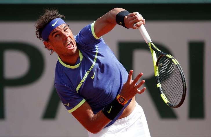 © Reuters. Nadal pasa a semifinales de Roland Garros tras la retirada de Carreño