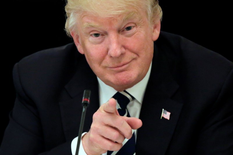 © Reuters. President Donald Trump gestures at the Infrastructure Summit