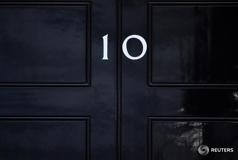 © Reuters. Door of Number 10 Downing Street is seen on the morning after Britain's election in London