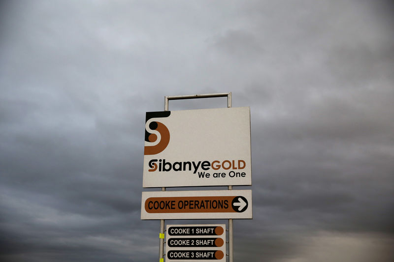 © Reuters. FILE PHOTO: A sign board is seen near the Sibanye gold mine in Westonaria