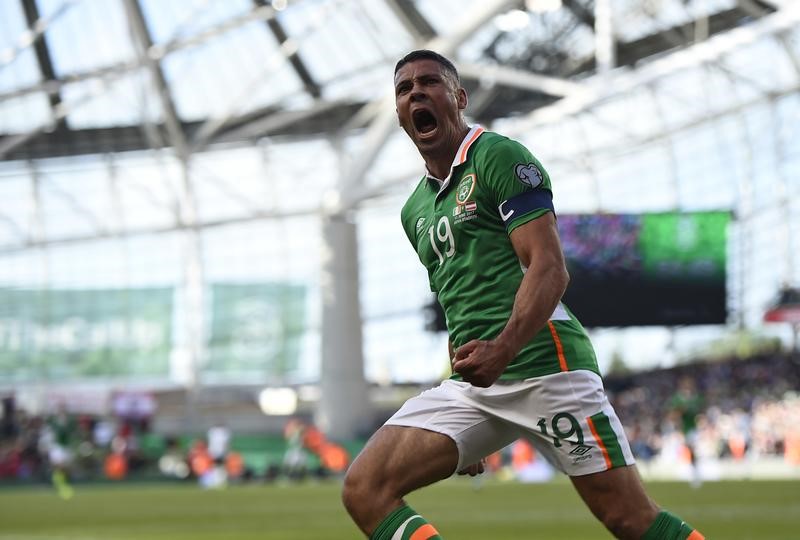 © Reuters. أيرلندا تخطف التعادل أمام النمسا بفضل هدف والترز