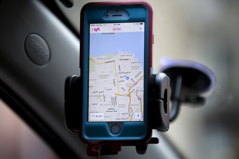 © Reuters. Aplicativo de celular para motoristas do Lyft, em São Francisco