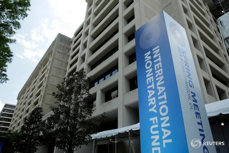 © Reuters. International Monetary Fund logo is seen