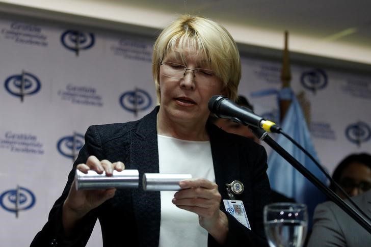 © Reuters. Procuradora-geral da Venezuela, Luisa Ortega, durante entrevista coletiva em Caracas