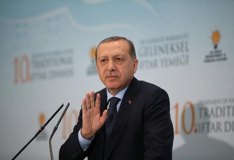 © Reuters. إردوغان يصف عزل قطر بأنه لا إنساني ومخالف للتعاليم الإسلامية