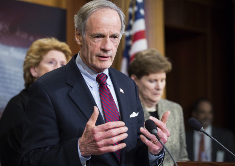 © Reuters. Senator Tom Carper (D-DE) speaks after vote on legislation for funding the Department of Homeland Security