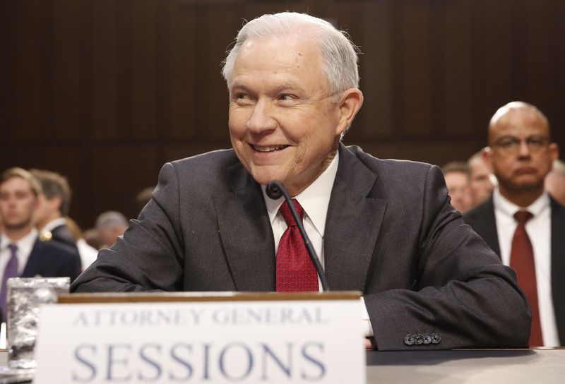 © Reuters. U.S. Attorney General Sessions testifies before a Senate Intelligence Committee hearing on Capitol Hill in Washington