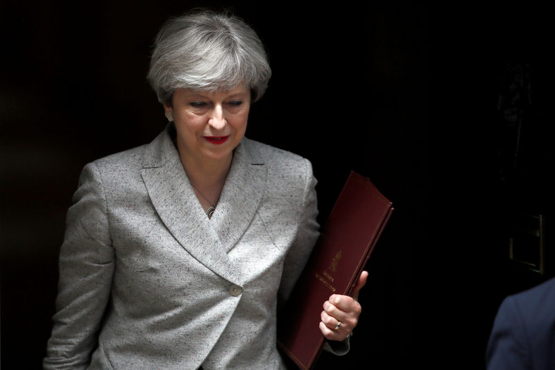 © Reuters. Britain's Prime Minister Theresa May, leaves 10 Downing Street in central London