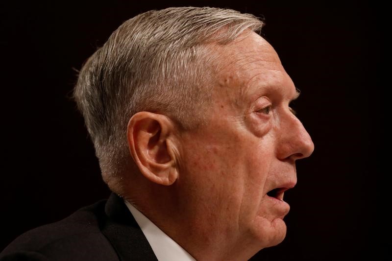 © Reuters. وزير الدفاع الأمريكي يحصل على سلطة تحديد مستوى القوات بأفغانستان