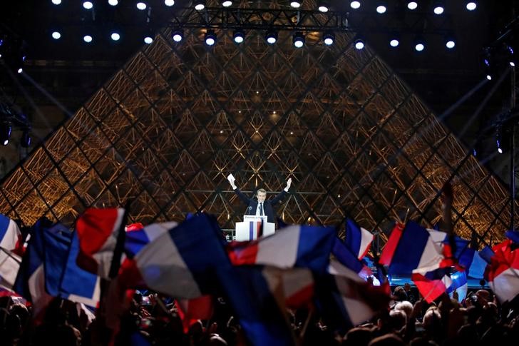 © Reuters. Macron obtiene una robusta mayoría parlamentaria en Francia, según estimaciones preliminares
