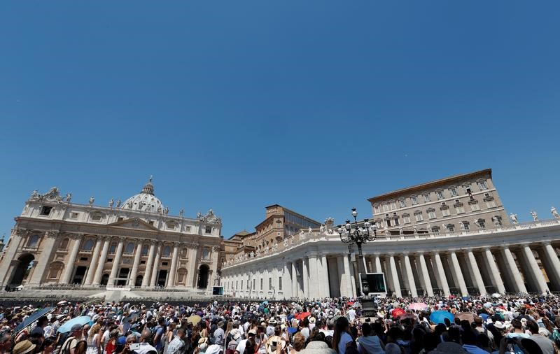 © Reuters. استقالة المراجع الأول لحسابات الفاتيكان بشكل مفاجئ