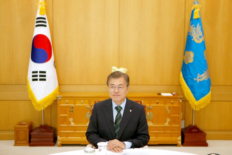 © Reuters. South Korean President Moon Jae-in attends an interview with Reuters at the Presidential Blue House in Seoul