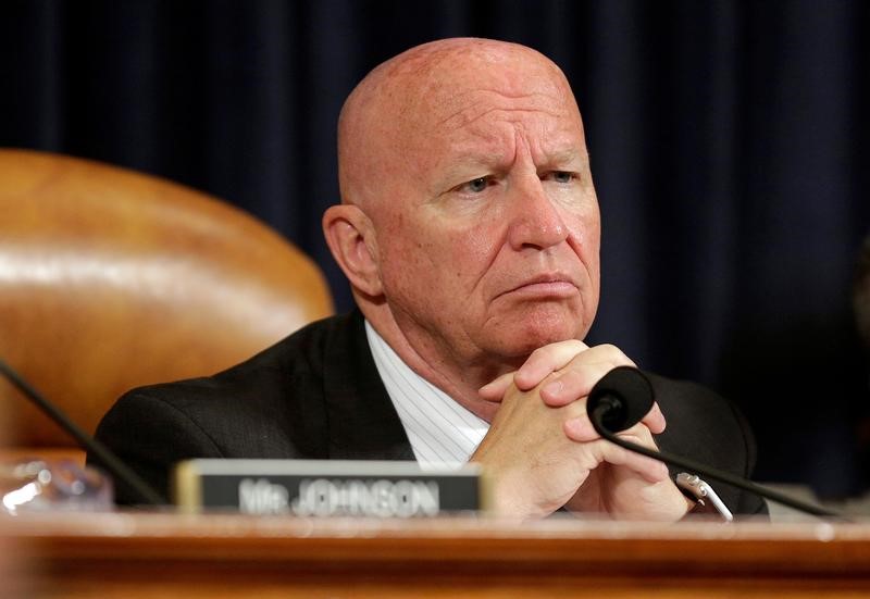 © Reuters. Chairman of the House Ways and Means Committee Brady listens to testimony before the committee on tax reform in Washington